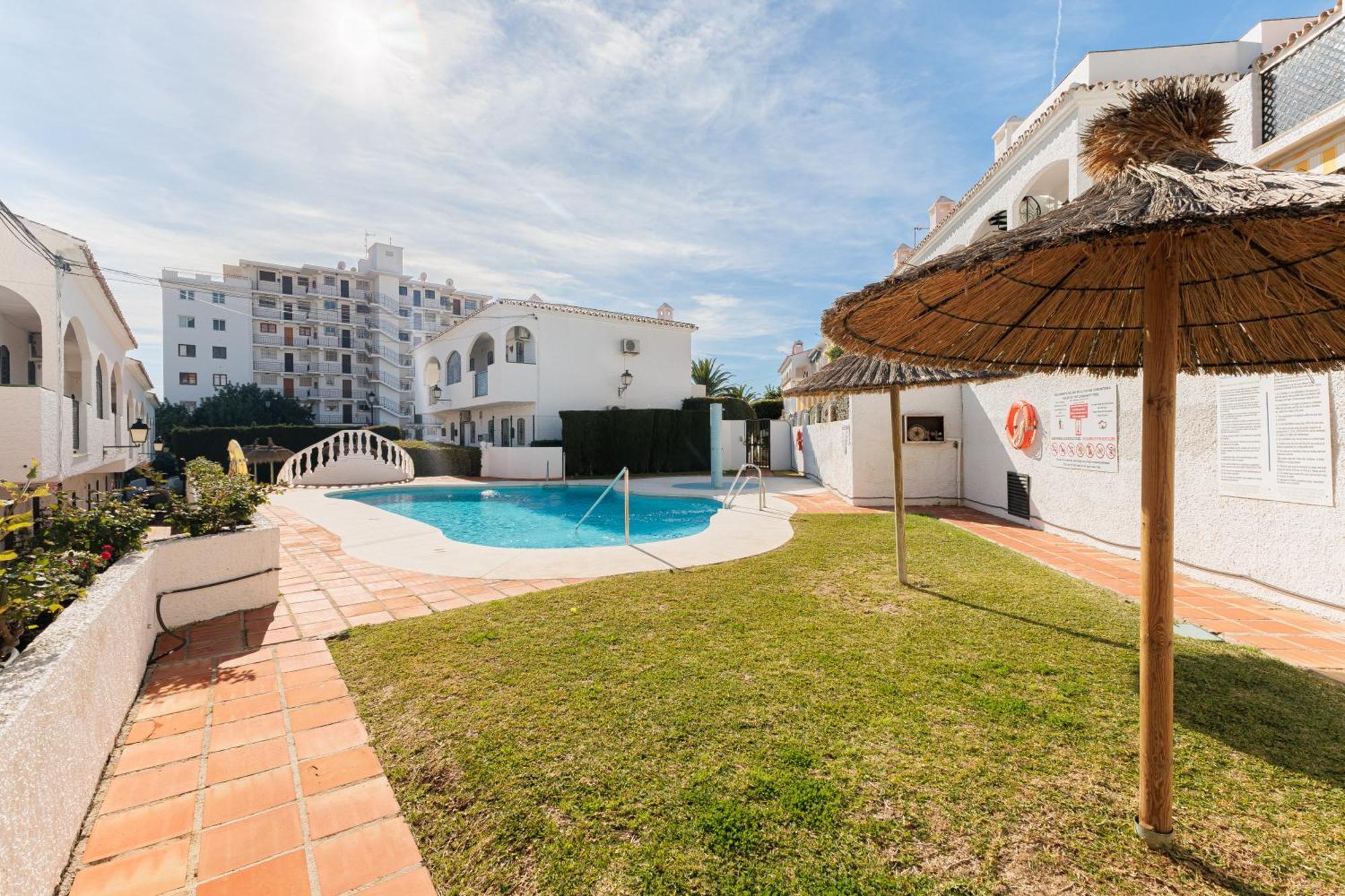 1 Bedroom In Verano Azul, Free Wi-Fi Nerja Exterior photo